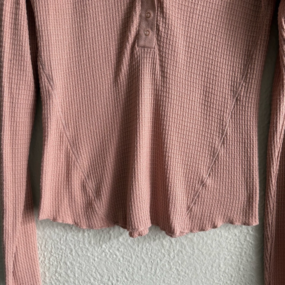 Free People Mauve Waffle Knit Long Sleeve Henley - Picture 5 of 12